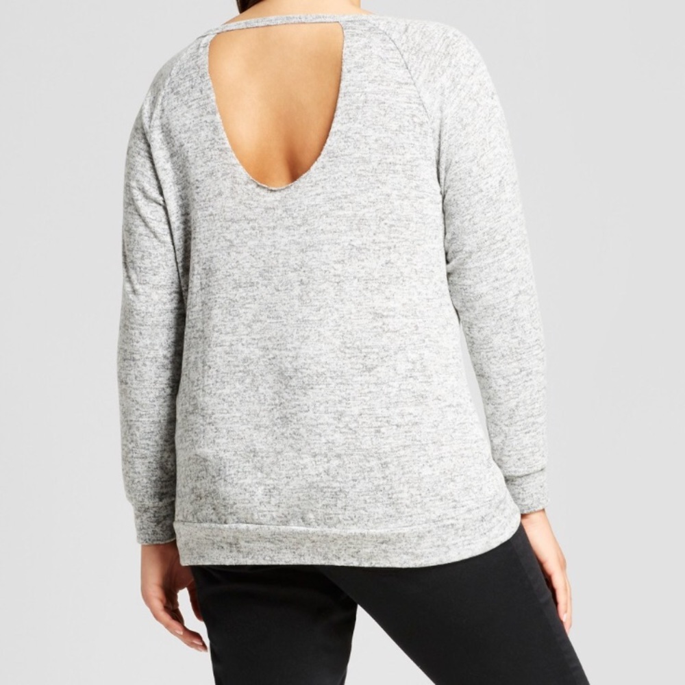 Soul Sunrise Soft Gray Sweater With Open Back Detail•XL-2X
